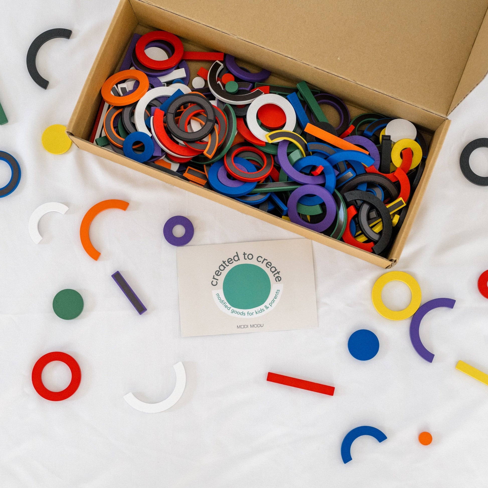 Wooden Magnetic Playset 3.0 MODI MODU Wooden Magnetic Playset 3.0 MODI MODU
